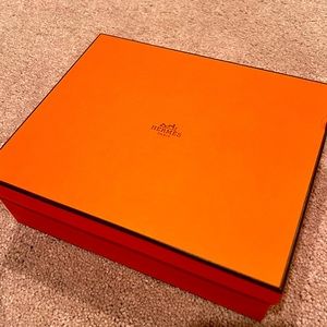 Hermes Box and Hermes dust bag